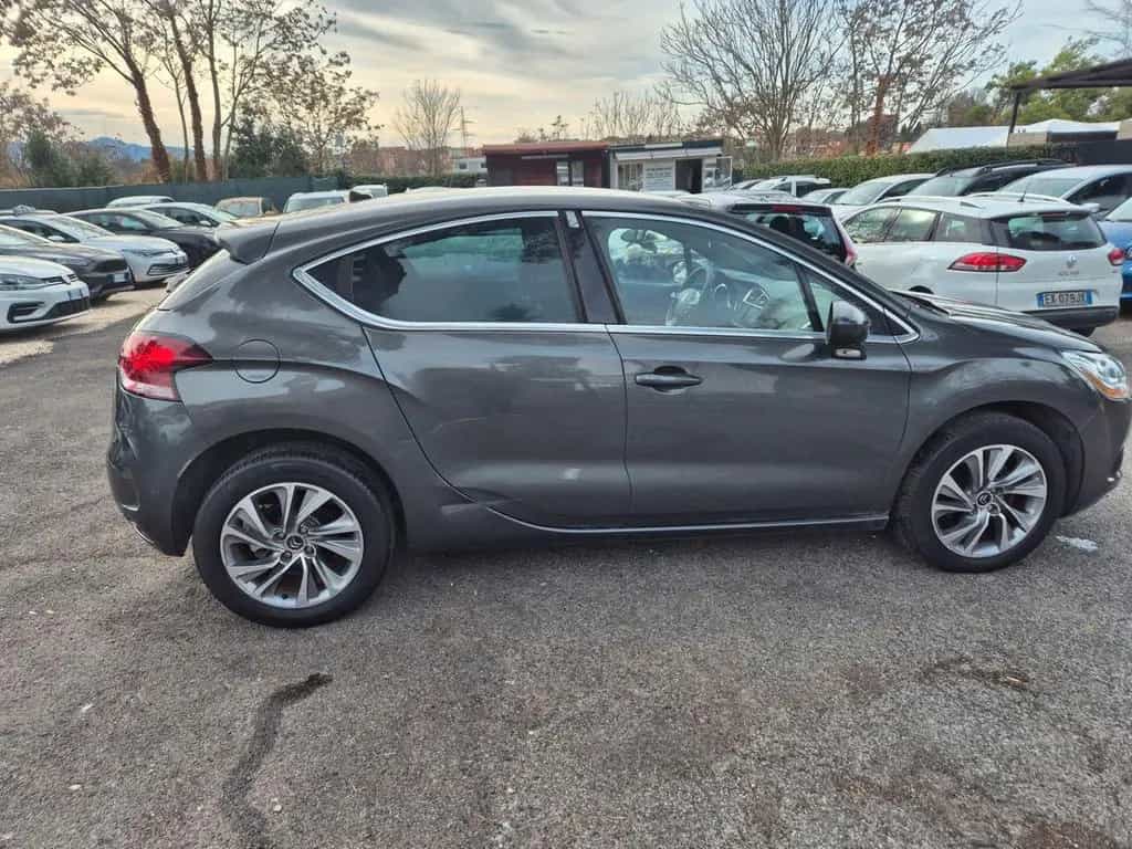 DS Automobiles DS4 Citroen C4 1.6 e-HDi 115 Exclusive 12/2014-photo-6