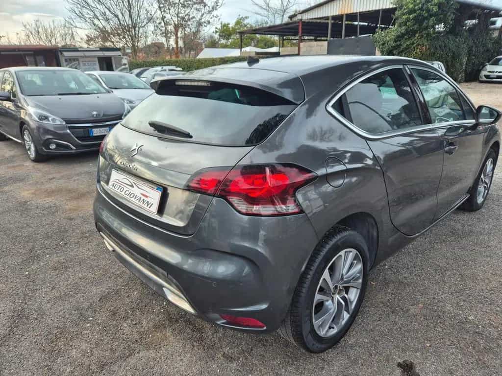 DS Automobiles DS4 Citroen C4 1.6 e-HDi 115 Exclusive 12/2014-photo-9