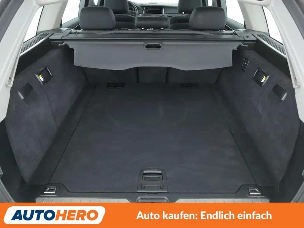 BMW 5 Series 520d *NAVI*BI-XENON*HUD*TEMPO*PDC*SHZ* 11/2016-photo-17