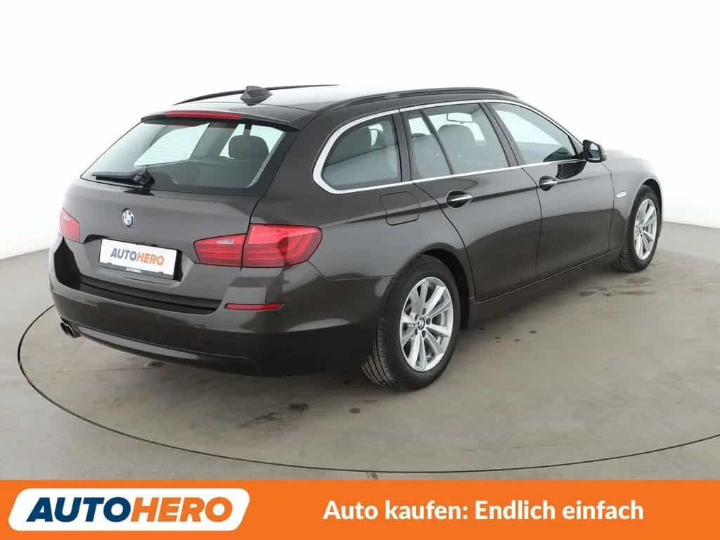 BMW 5 Series 520d *NAVI*BI-XENON*HUD*TEMPO*PDC*SHZ* 11/2016-photo-5