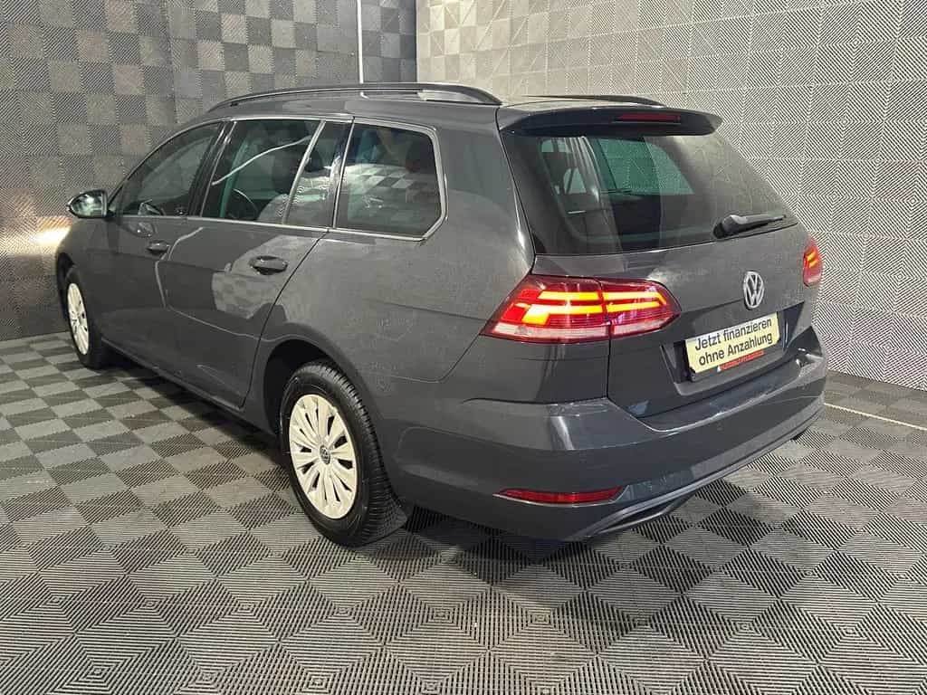 Volkswagen Golf VII Variant*TRENDLINE*AHK-PDC-TEMPO-SHZ-OPF 02/2019-photo-2