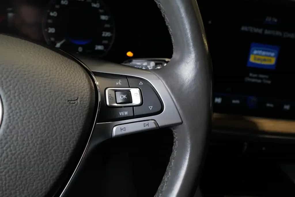 Volkswagen Touareg 3.0TDI Atmosphere 4x4 Luft AHK Dynaudio 02/2019-photo-13