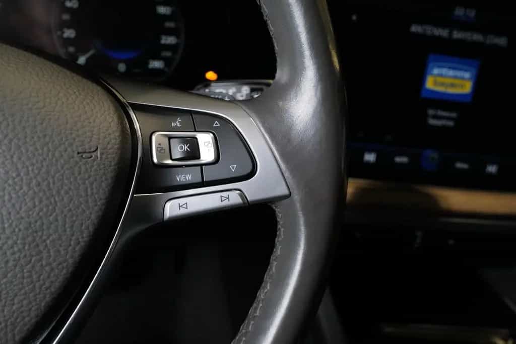 Volkswagen Touareg 3.0TDI Atmosphere 4x4 Luft AHK Dynaudio 02/2019-photo-9
