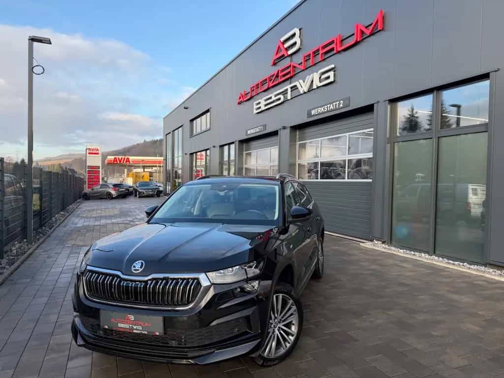 Skoda Kodiaq L&K 4x4*PANO*S-DACH*SHZG*AHK*PDC*TOP 07/2022-photo-0