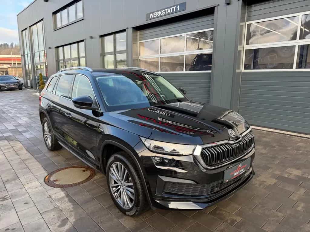 Skoda Kodiaq L&K 4x4*PANO*S-DACH*SHZG*AHK*PDC*TOP 07/2022-photo-2