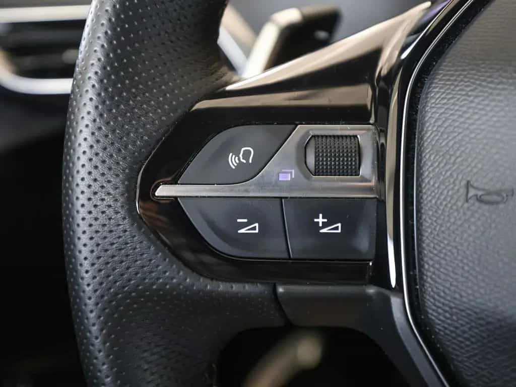Peugeot 3008 GT Hybrid 136 e-DSC6 ACC LED NAVI KAMERA BT 01/2024-photo-19