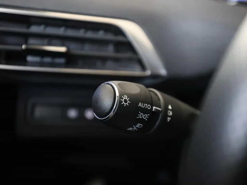 Peugeot 3008 GT Hybrid 136 e-DSC6 ACC LED NAVI KAMERA BT 01/2024-photo-23