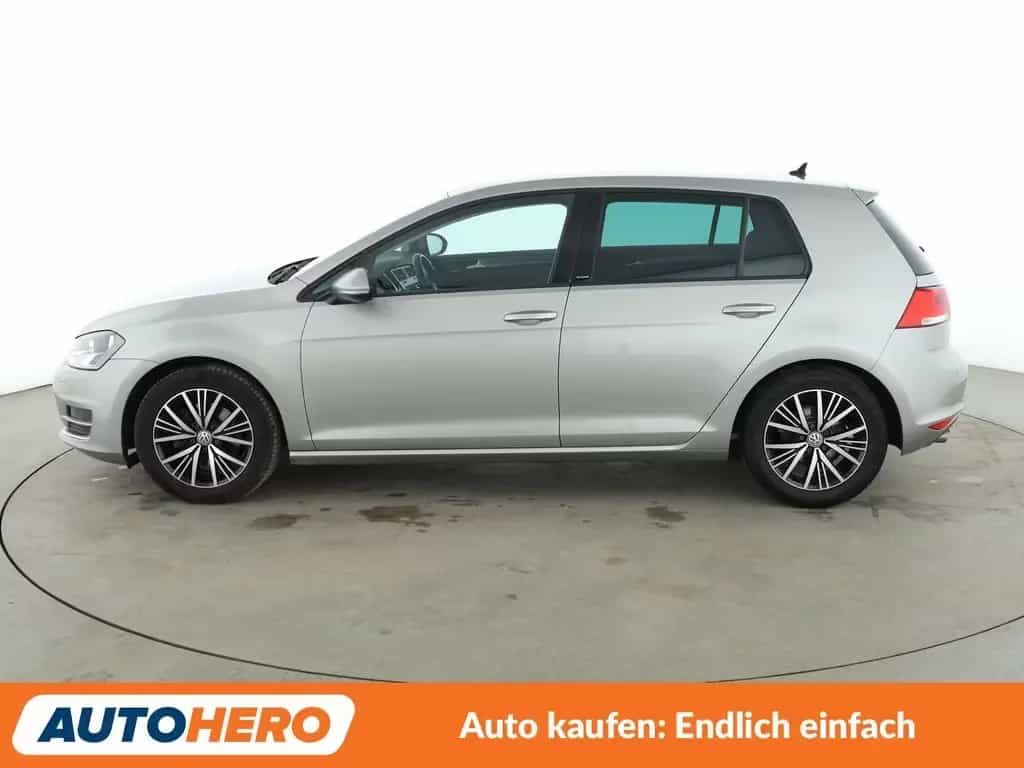 Volkswagen Golf 1.4 TSI Allstar BlueMotion Tech Aut. *ACC*PDC* 02/2017-photo-2