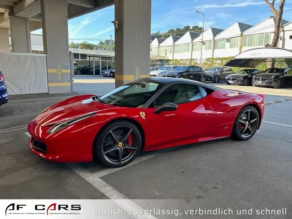 Ferrari 458 ITALIA COUPE 1.Hand, lückenlos Scheckheft U- 04/2011-photo-2
