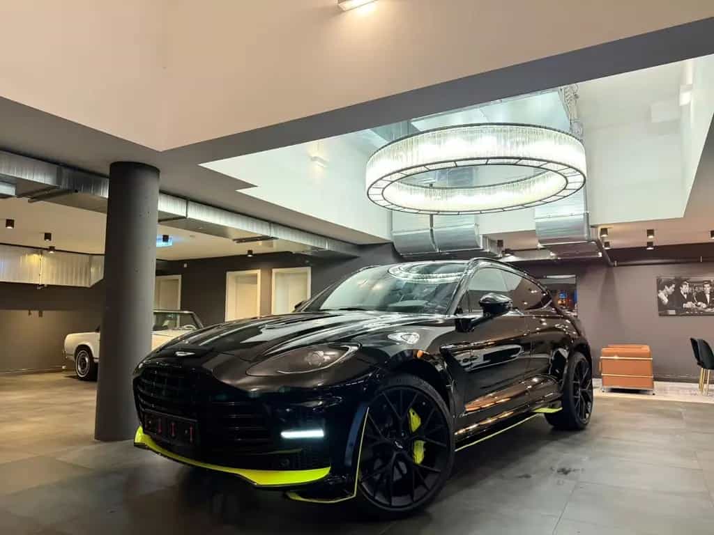 Aston Martin DBX 707 SPECIAL AMR 24 F1  2025 FACELIFT 10/2025-photo-0