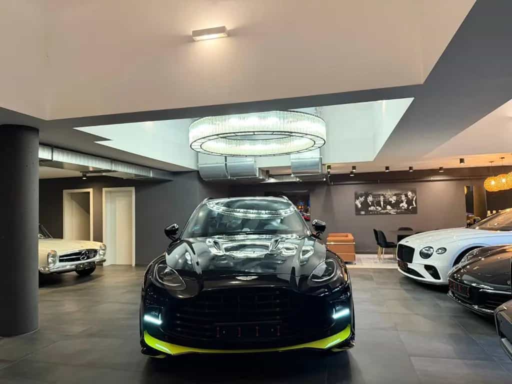 Aston Martin DBX 707 SPECIAL AMR 24 F1  2025 FACELIFT 10/2025-photo-4
