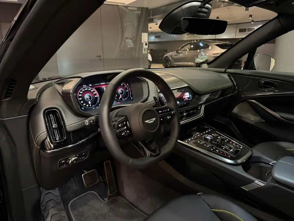 Aston Martin DBX 707 SPECIAL AMR 24 F1  2025 FACELIFT 10/2025-photo-8