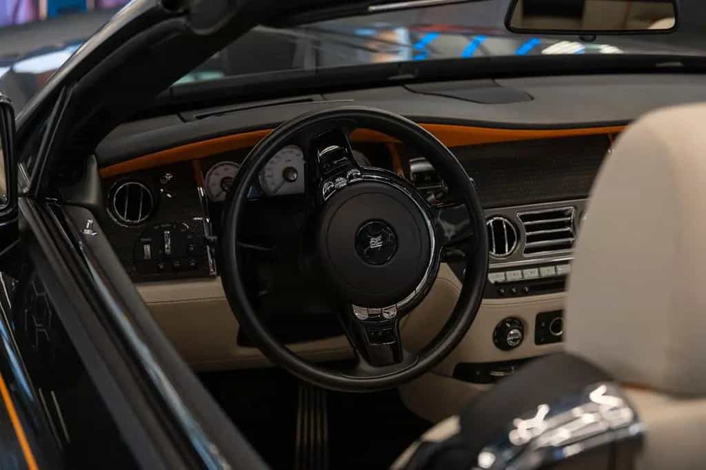 Rolls-Royce Dawn Black Badge 02/2018-photo-18