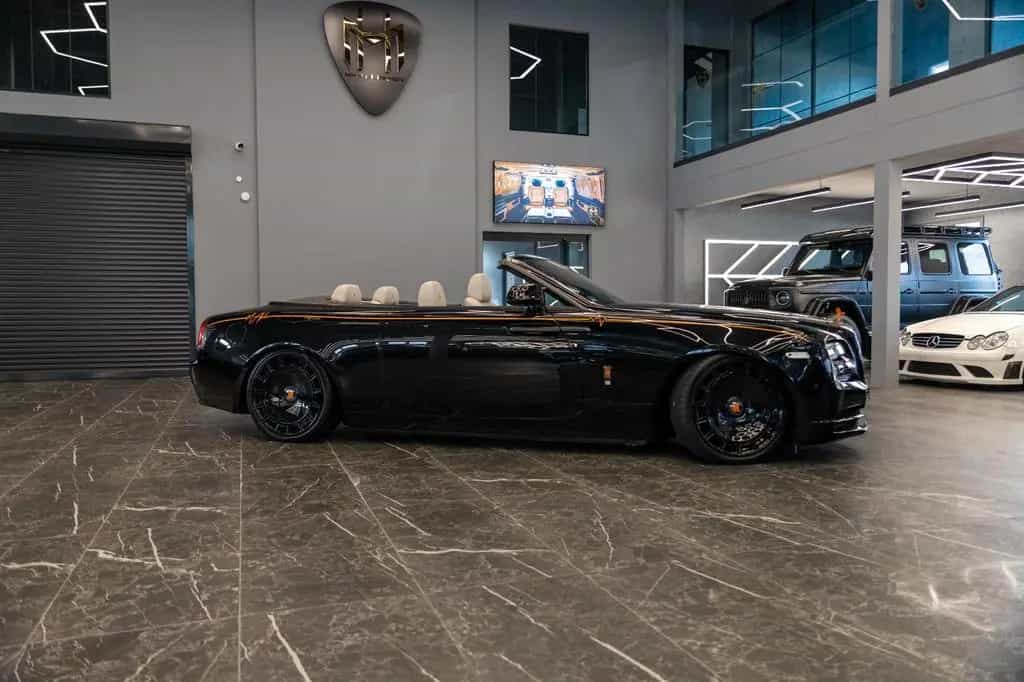 Rolls-Royce Dawn Black Badge 02/2018-photo-2