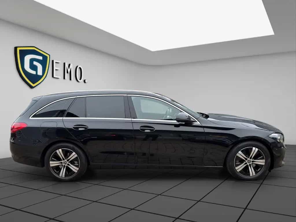 Mercedes-Benz C-Class 300 C T DAB+ NAVI TEMP SHZ PDC LED 03/2022-photo-2