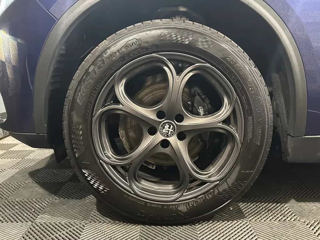 Alfa Romeo Stelvio Q4 B-Tech*BiXENON*ACC-R.KAM-SPUR-SHZ-19" 09/2018-photo-12