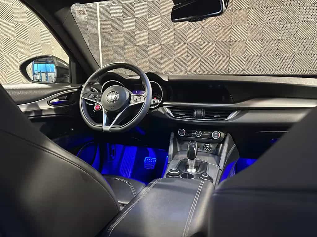 Alfa Romeo Stelvio Q4 B-Tech*BiXENON*ACC-R.KAM-SPUR-SHZ-19" 09/2018-photo-27