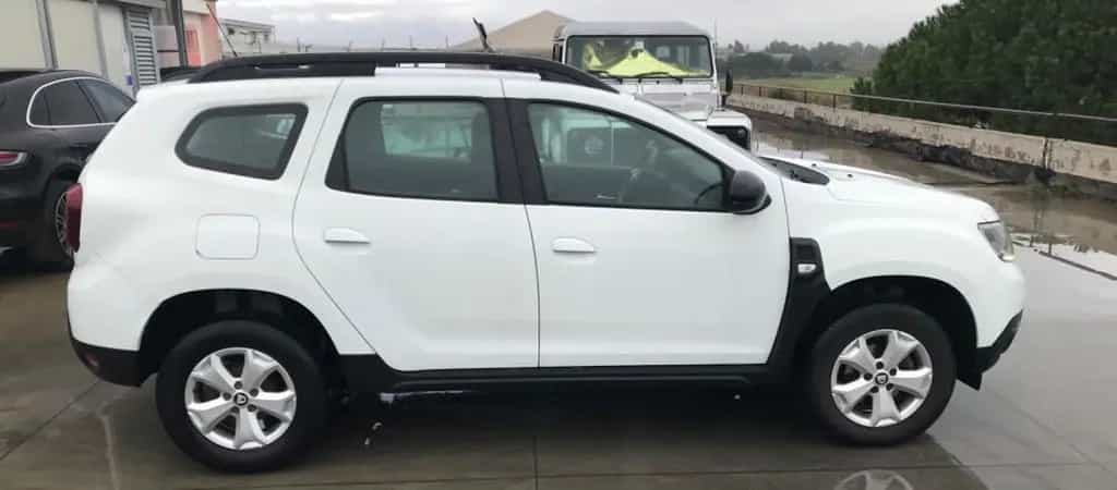 Dacia Duster 1.0 TCe 100 CV ECO-4x2 Comfort - km 06/2020-photo-3
