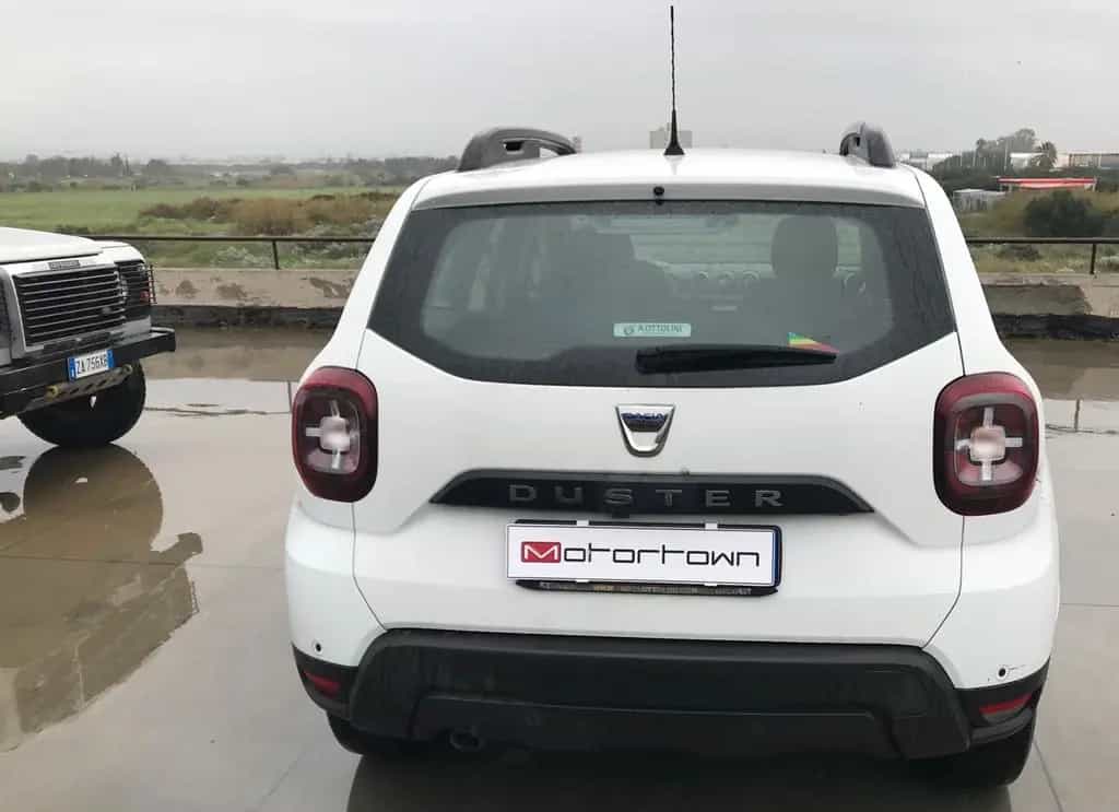 Dacia Duster 1.0 TCe 100 CV ECO-4x2 Comfort - km 06/2020-photo-6