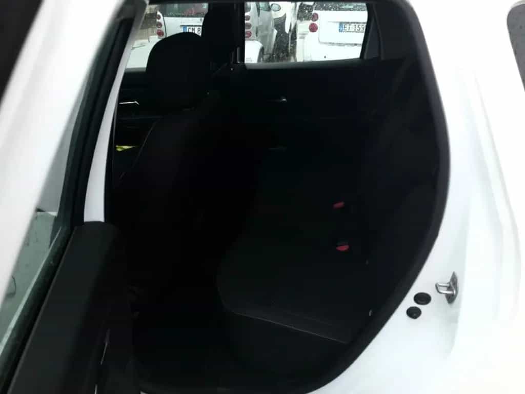 Dacia Duster 1.0 TCe 100 CV ECO-4x2 Comfort - km 06/2020-photo-9