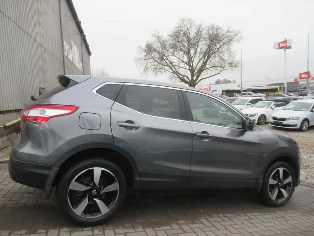 Nissan Qashqai N-Connecta-NAVI-KAMERA-SHZ-18" ALU-2.HD 04/2017-photo-11