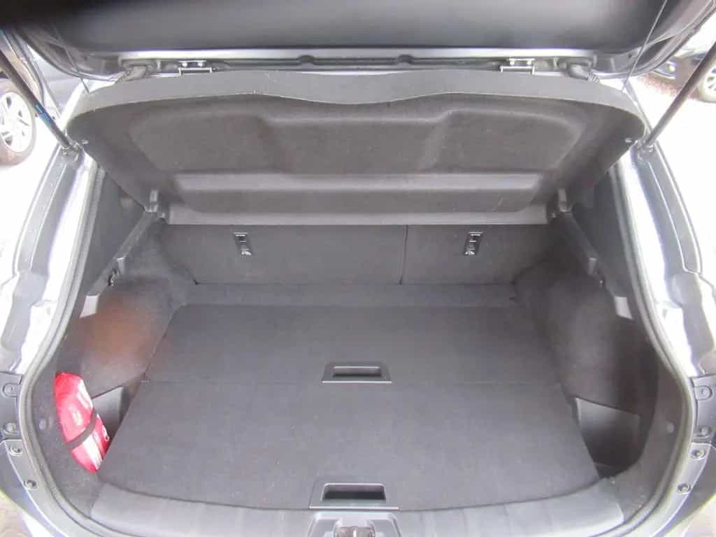 Nissan Qashqai N-Connecta-NAVI-KAMERA-SHZ-18" ALU-2.HD 04/2017-photo-18