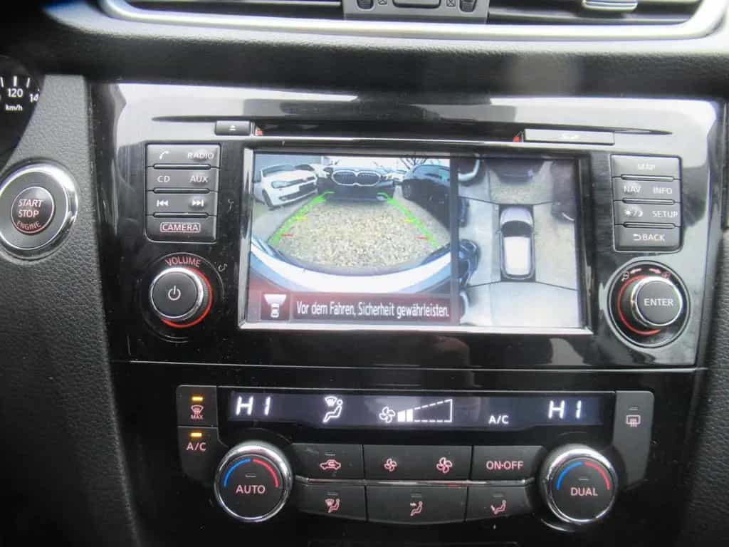 Nissan Qashqai N-Connecta-NAVI-KAMERA-SHZ-18" ALU-2.HD 04/2017-photo-26