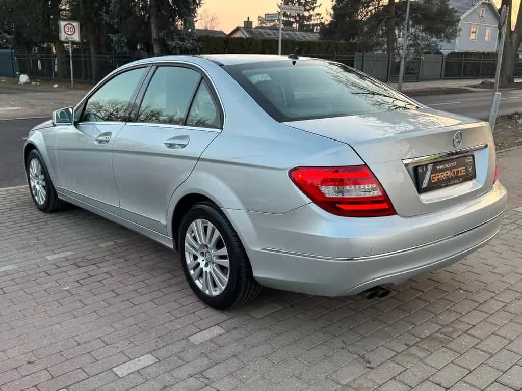 Mercedes-Benz C 180 ELEGANCE*AUT.*NAVI*TEMP.*SHZ*PDC*2.HD* 09/2013-photo-5
