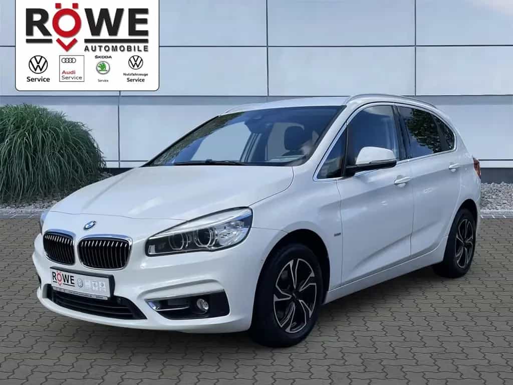 BMW 218 2er Active Tourer - 218i Luxury Line Klima Navi 03/2017-photo-0