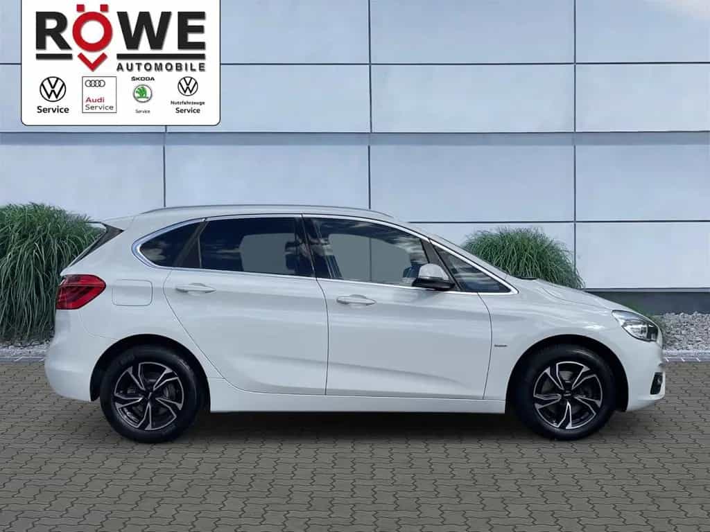 BMW 218 2er Active Tourer - 218i Luxury Line Klima Navi 03/2017-photo-5