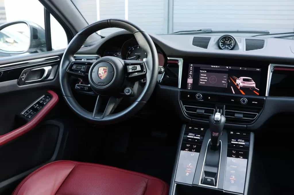 Porsche Macan T AWD/ACC/BOSE/360/4xSHZ/Luftfederung/R20 07/2023-photo-25
