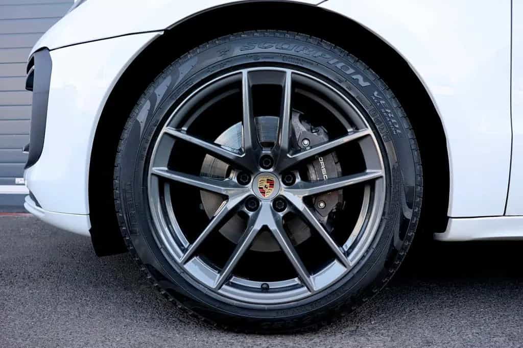 Porsche Macan T AWD/ACC/BOSE/360/4xSHZ/Luftfederung/R20 07/2023-photo-36