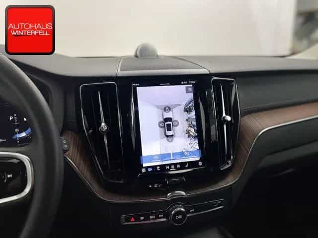 Volvo XC60 B4 D AWD Ultimate Bright PANO+AHK+B&W+LUFT+ 09/2023-photo-11