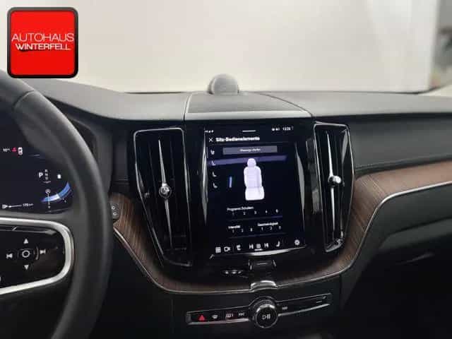 Volvo XC60 B4 D AWD Ultimate Bright PANO+AHK+B&W+LUFT+ 09/2023-photo-16