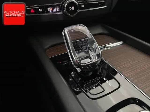 Volvo XC60 B4 D AWD Ultimate Bright PANO+AHK+B&W+LUFT+ 09/2023-photo-30