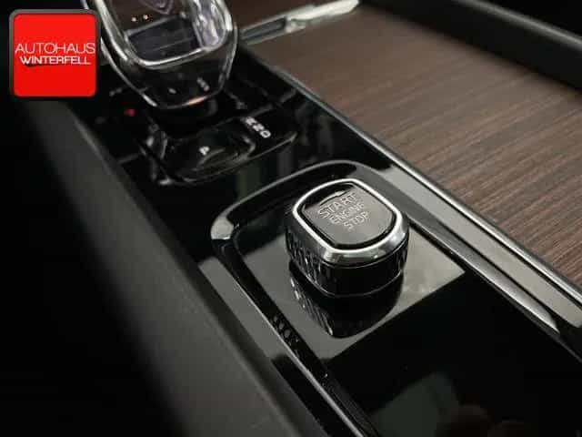 Volvo XC60 B4 D AWD Ultimate Bright PANO+AHK+B&W+LUFT+ 09/2023-photo-32