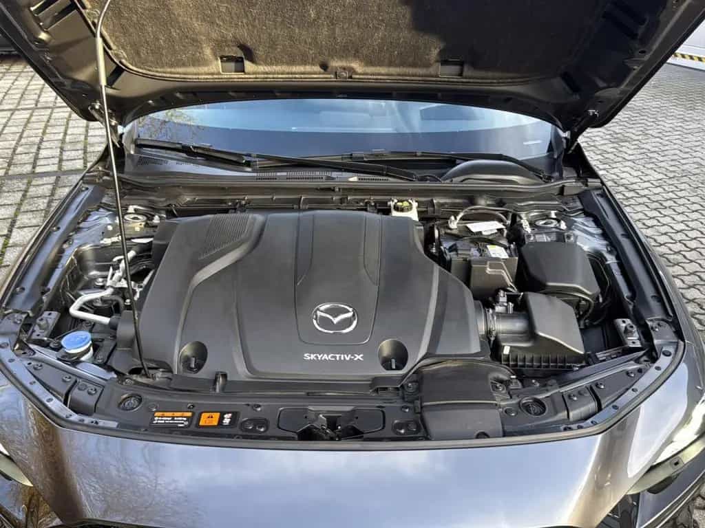 Mazda 3 Exclusive-Line Bluetooth Head Up Display Navi 07/2023-photo-24