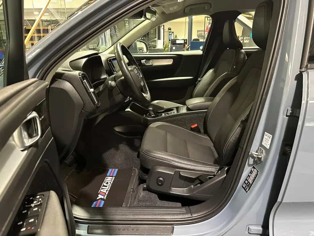 Volvo XC40 D3 Momentum Pro Geartronic S-HE/NAV/AHK/R-C 11/2019-photo-13