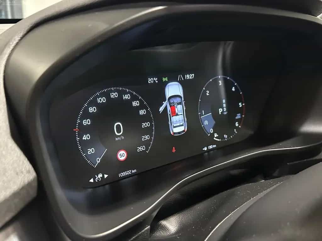 Volvo XC40 D3 Momentum Pro Geartronic S-HE/NAV/AHK/R-C 11/2019-photo-22
