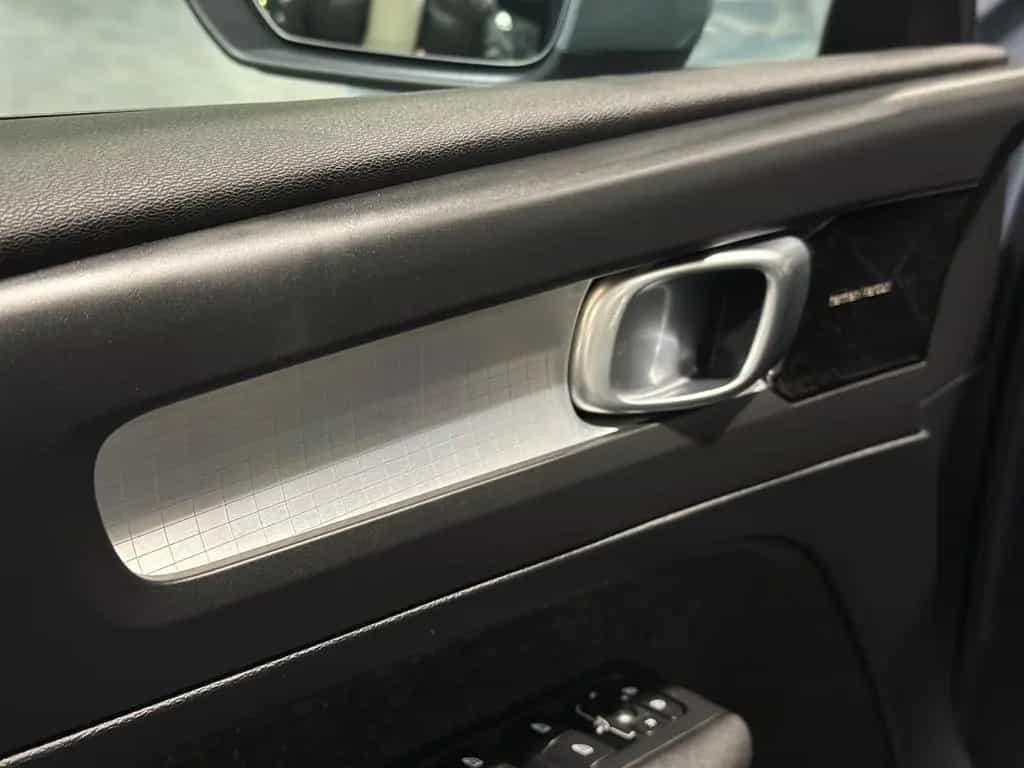 Volvo XC40 D3 Momentum Pro Geartronic S-HE/NAV/AHK/R-C 11/2019-photo-26