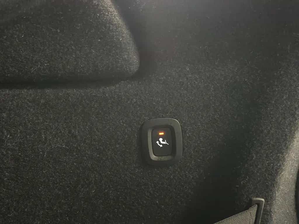 Volvo XC40 D3 Momentum Pro Geartronic S-HE/NAV/AHK/R-C 11/2019-photo-29