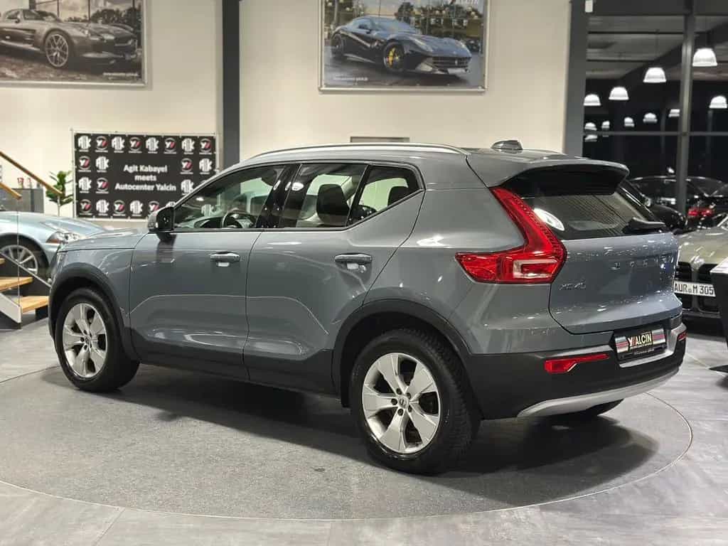Volvo XC40 D3 Momentum Pro Geartronic S-HE/NAV/AHK/R-C 11/2019-photo-3