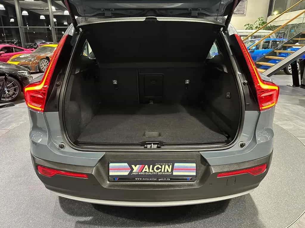 Volvo XC40 D3 Momentum Pro Geartronic S-HE/NAV/AHK/R-C 11/2019-photo-7