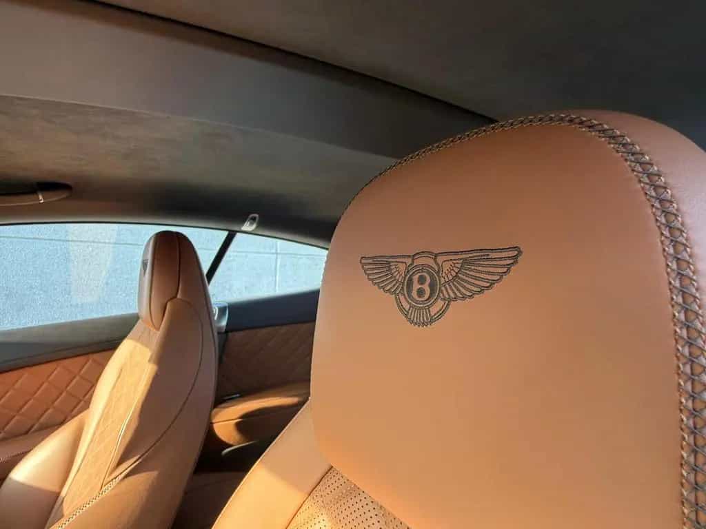 Bentley Continental GT 4.0 V8 S 4WD AKRAPOVIC 01/2016-photo-18