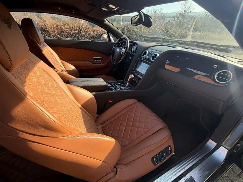 Bentley Continental GT 4.0 V8 S 4WD AKRAPOVIC 01/2016-photo-9