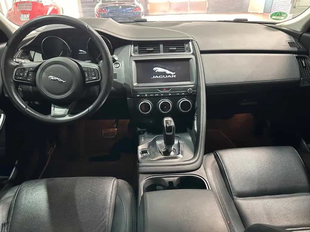 Jaguar E-Pace D150 AWD/NAVI/APPLE/LEDER/BLACK PACK/19" 12/2020-photo-18
