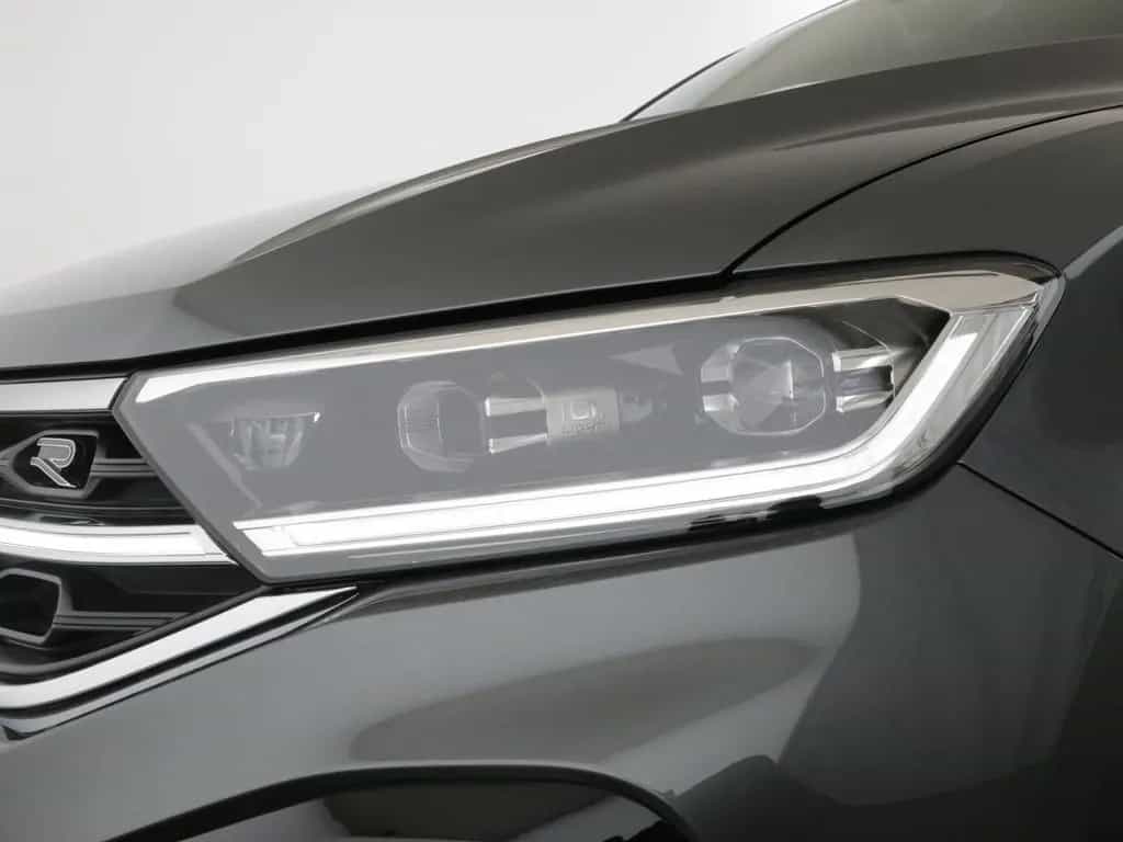 Volkswagen T-Roc 1.5TSI 150 PS DSG R-Line IQ.LightMatrixLED 12/2025-photo-16