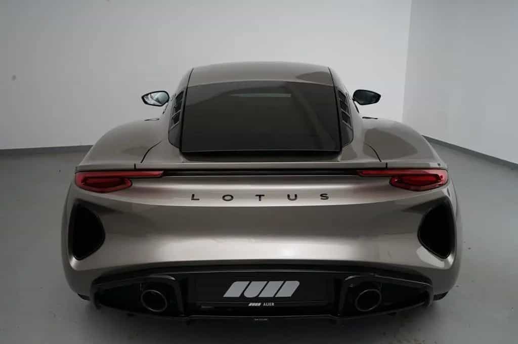 Lotus Emira Turbo SE Coupé Alcantara / Convenience P. 04/2026-photo-3
