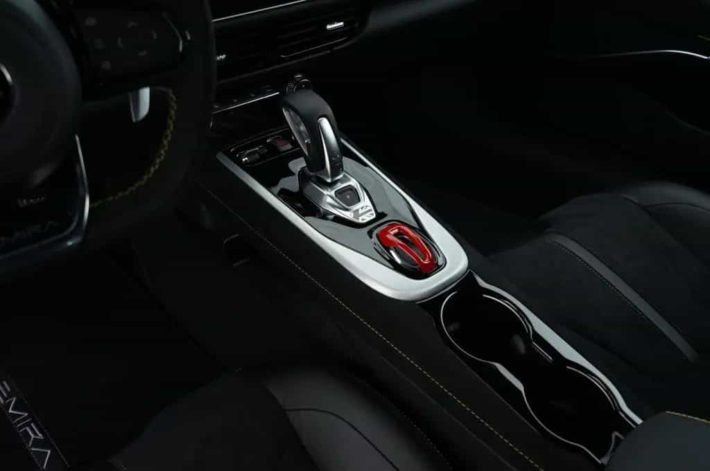Lotus Emira Turbo SE Coupé Alcantara / Convenience P. 04/2026-photo-6