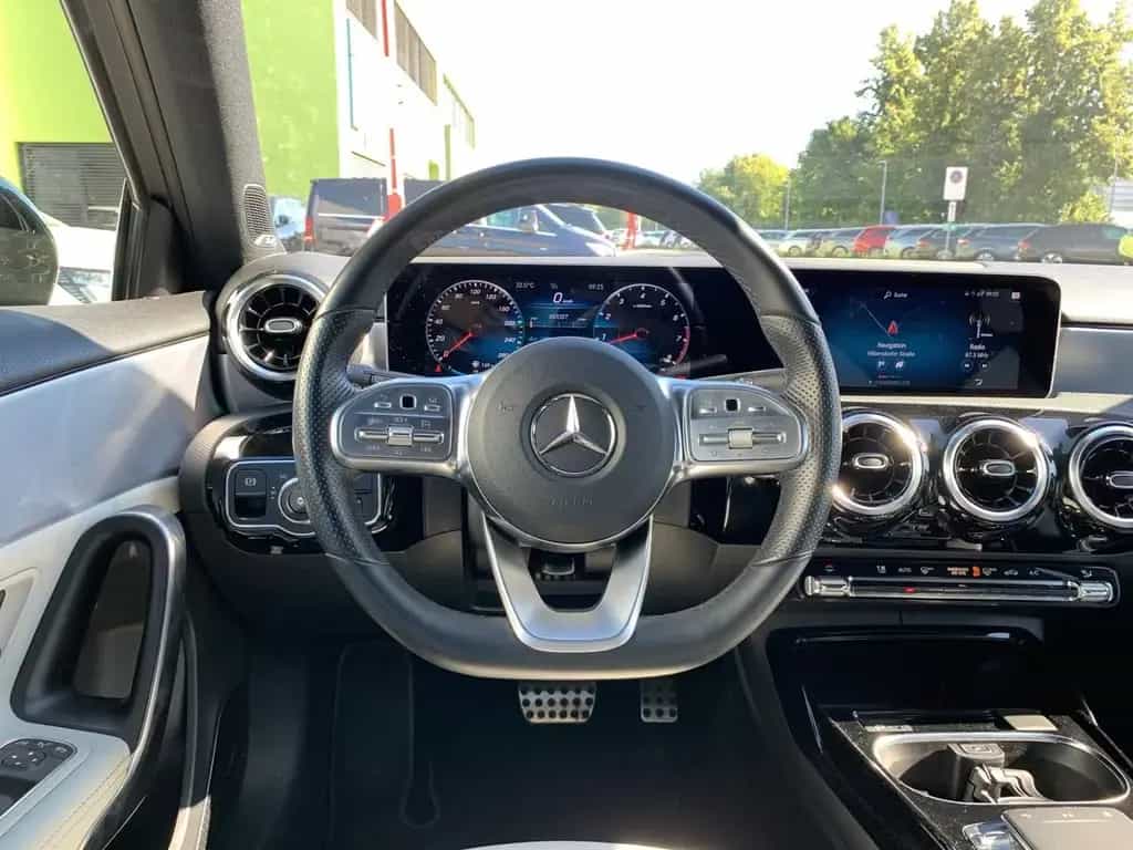 Mercedes-Benz A 35 AMG 4Matic BURMESTER+KAMERA+ALLRAD+LEDER+ 04/2019-photo-14